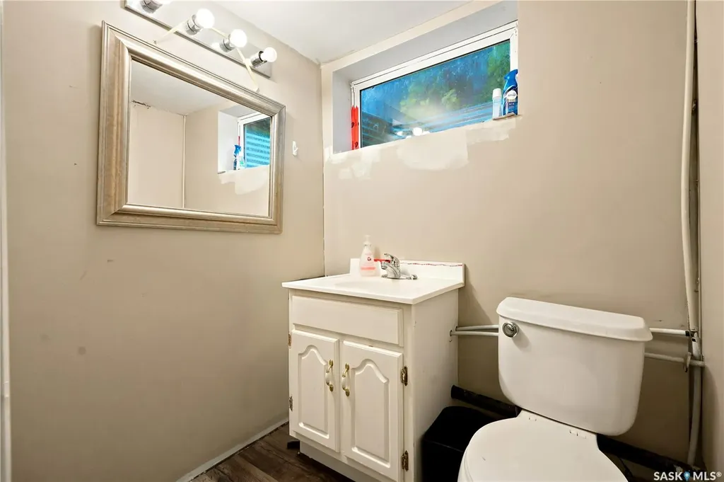 1007 4th Street Rosthern SK S0K 3R0