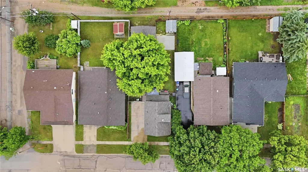 1007 4th Street Rosthern SK S0K 3R0