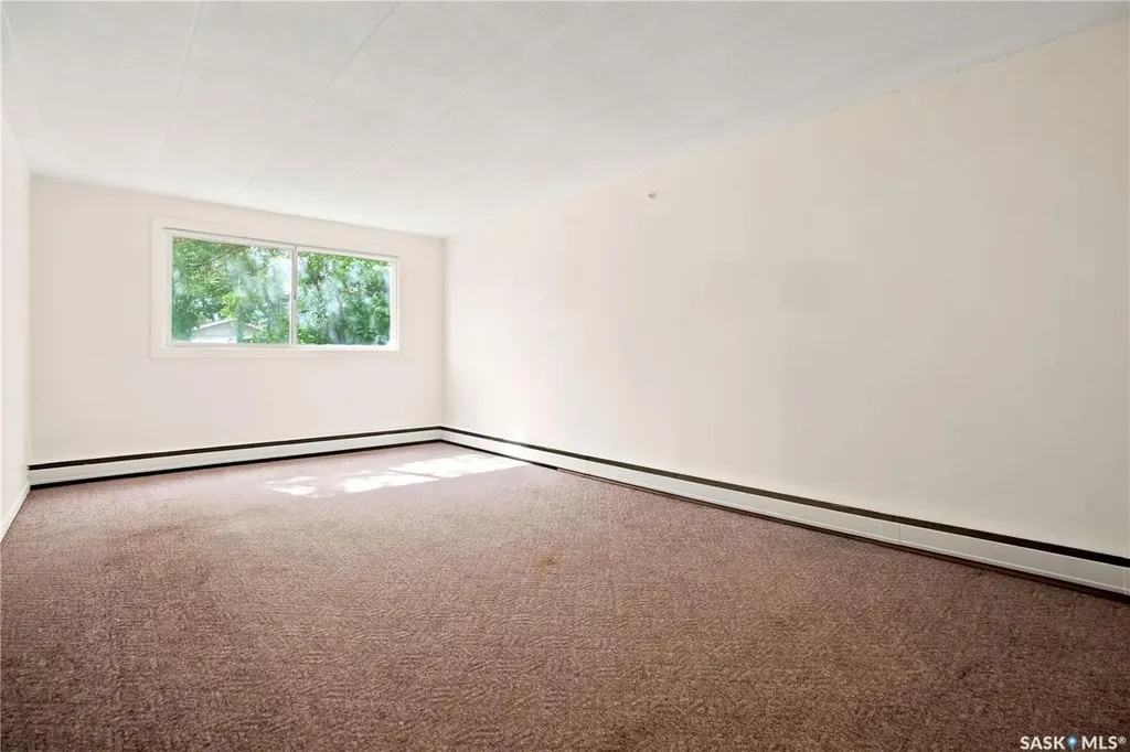 2620 5th Street N Regina SK S4R 5E5