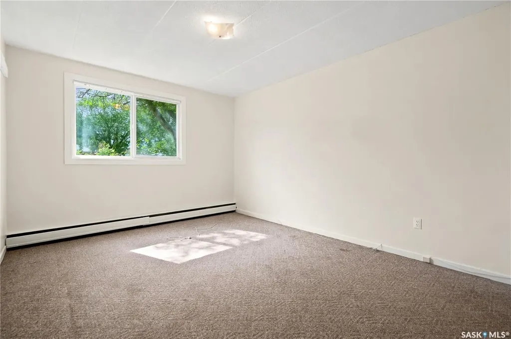 2620 5th Street N Regina SK S4R 5E5