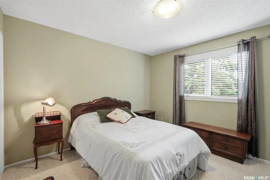 233 Kellins Place Saskatoon SK S7N 2X5