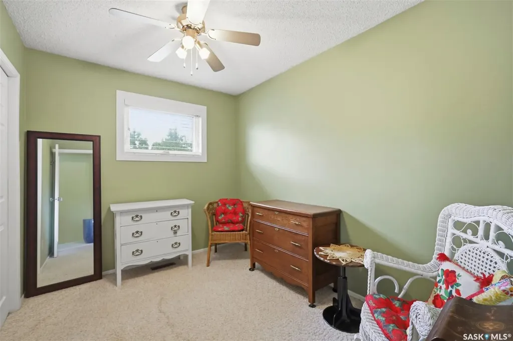 233 Kellins Place Saskatoon SK S7N 2X5