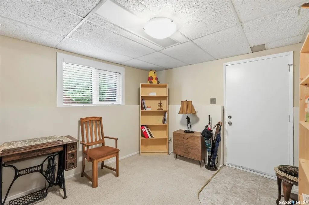 233 Kellins Place Saskatoon SK S7N 2X5