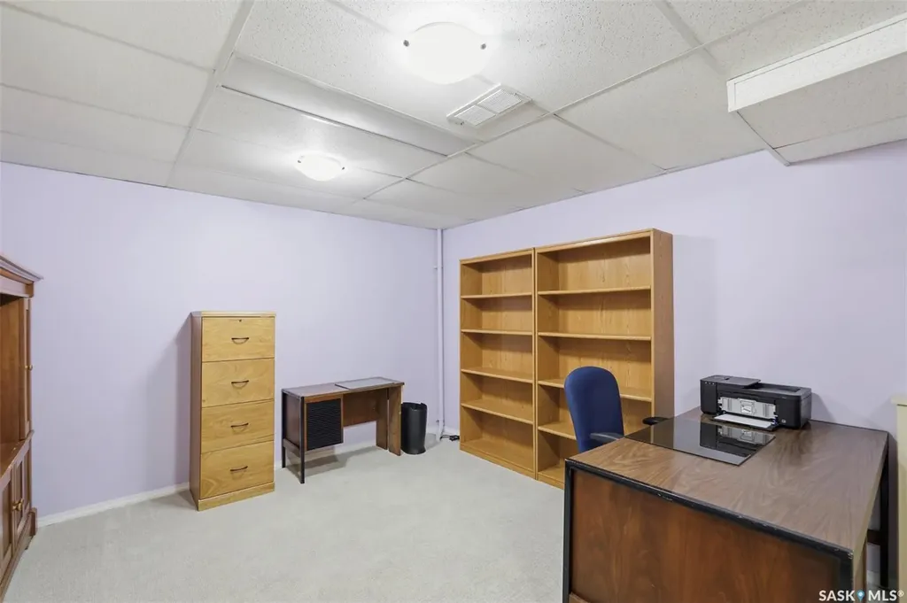 233 Kellins Place Saskatoon SK S7N 2X5
