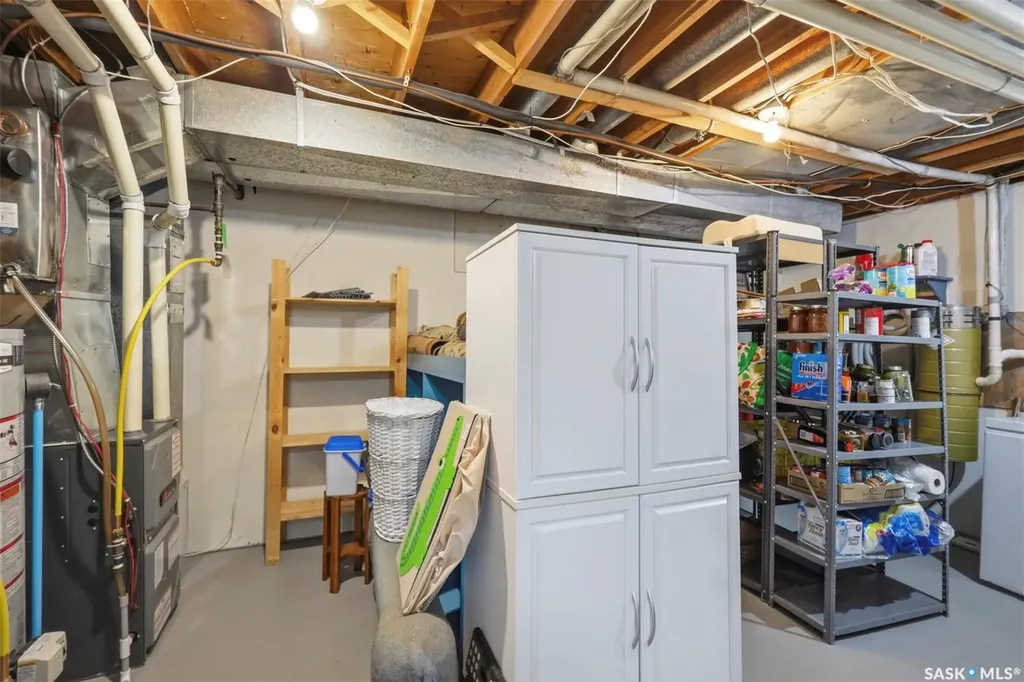 233 Kellins Place Saskatoon SK S7N 2X5