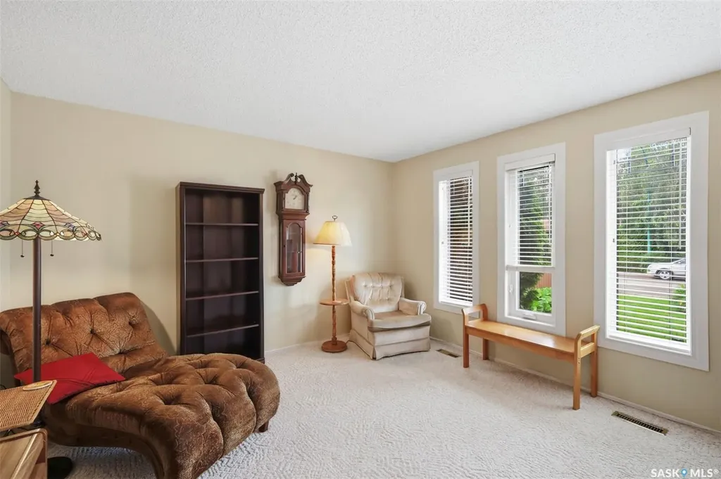 233 Kellins Place Saskatoon SK S7N 2X5