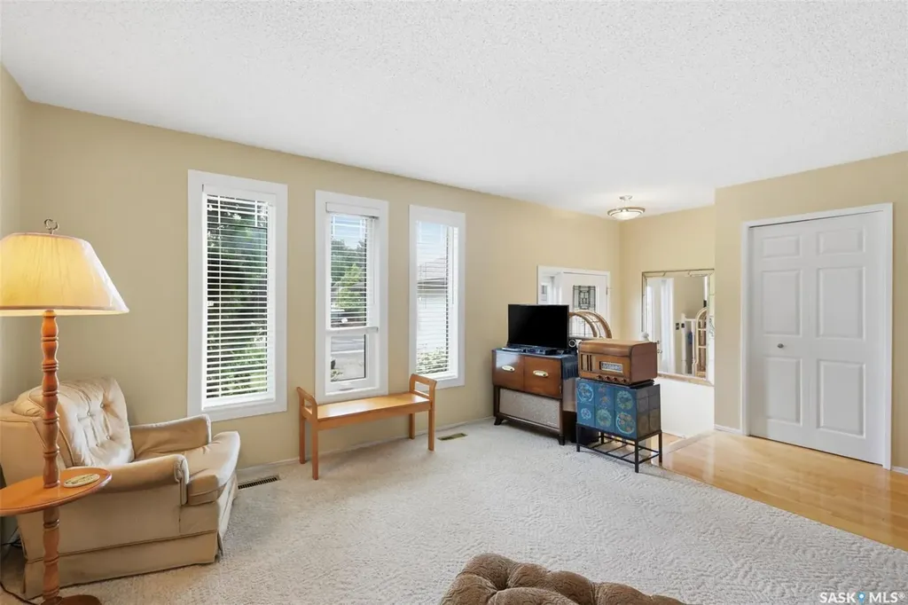 233 Kellins Place Saskatoon SK S7N 2X5