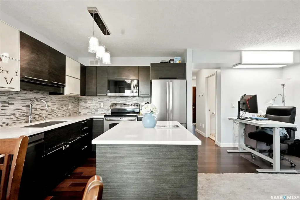 410 Ledingham Way Saskatoon SK S7V 0C4