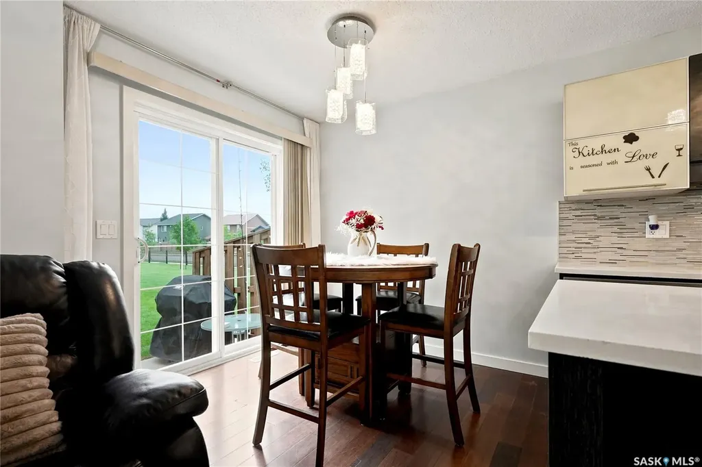 410 Ledingham Way Saskatoon SK S7V 0C4