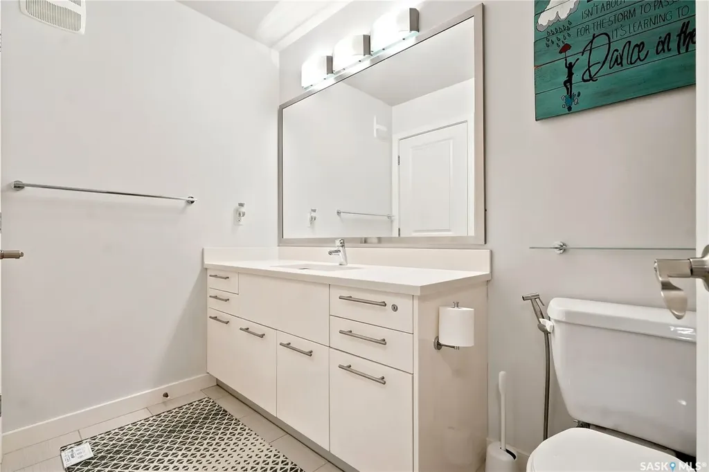 410 Ledingham Way Saskatoon SK S7V 0C4
