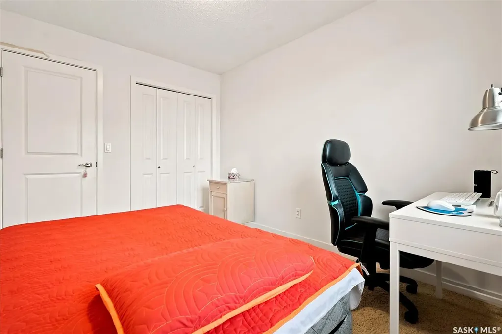 410 Ledingham Way Saskatoon SK S7V 0C4