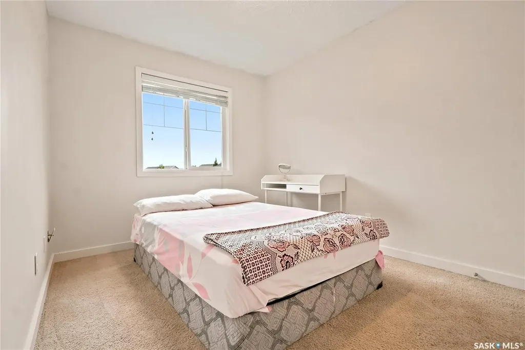 410 Ledingham Way Saskatoon SK S7V 0C4