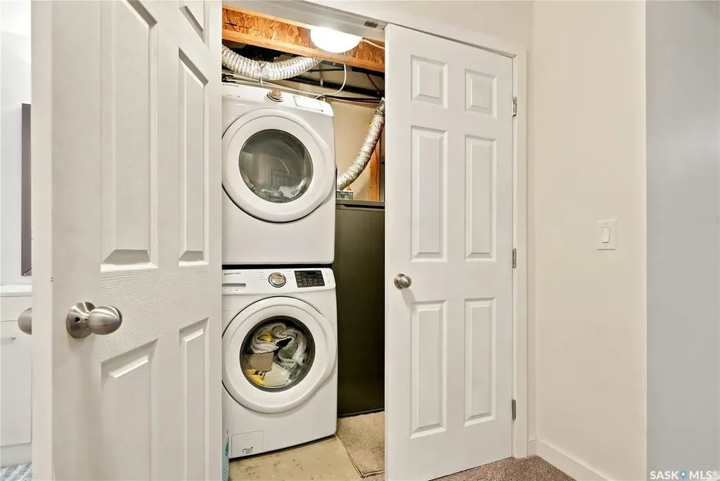 410 Ledingham Way Saskatoon SK S7V 0C4