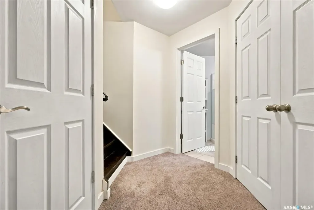 410 Ledingham Way Saskatoon SK S7V 0C4