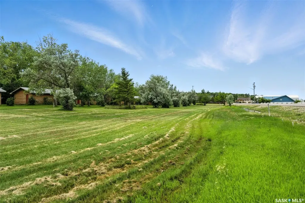 602-620 Lake Avenue Manitou Beach SK S0K 4T1