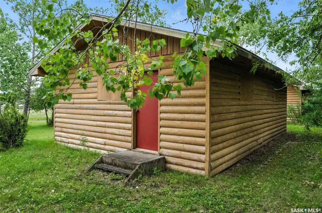 602-620 Lake Avenue Manitou Beach SK S0K 4T1