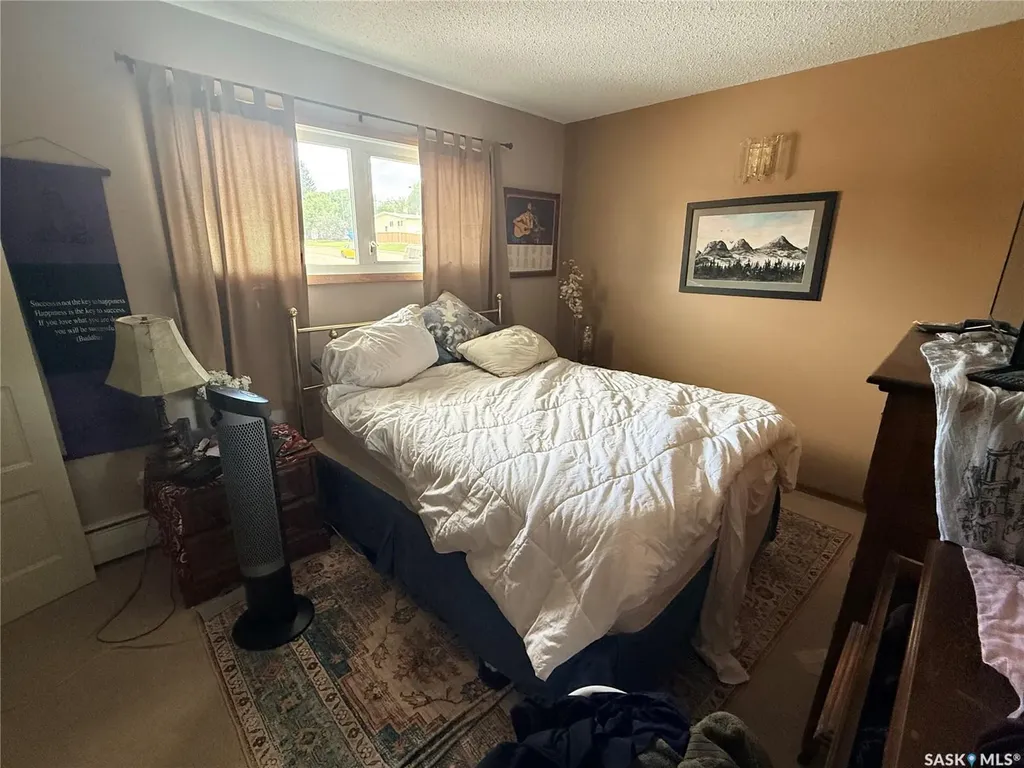 1187 Ashley Drive Swift Current SK S9H 1N4