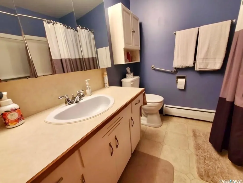 1187 Ashley Drive Swift Current SK S9H 1N4