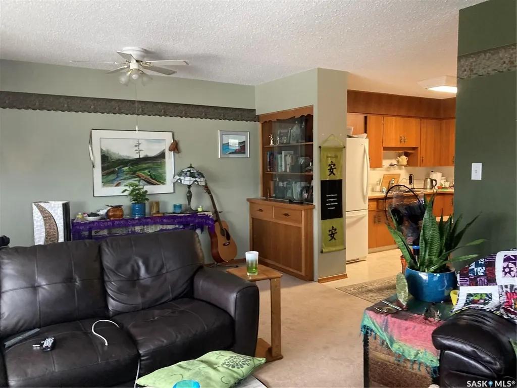 1187 Ashley Drive Swift Current SK S9H 1N4