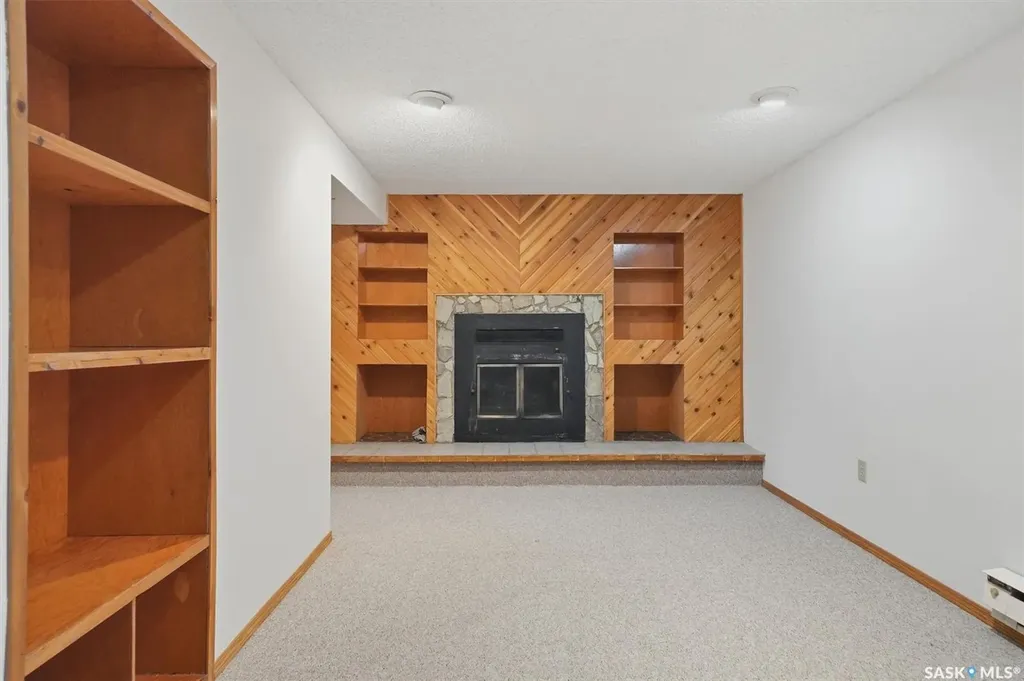 99 Howell Avenue Saskatoon SK S7L 3S9