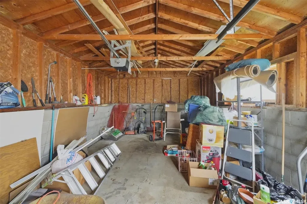99 Howell Avenue Saskatoon SK S7L 3S9
