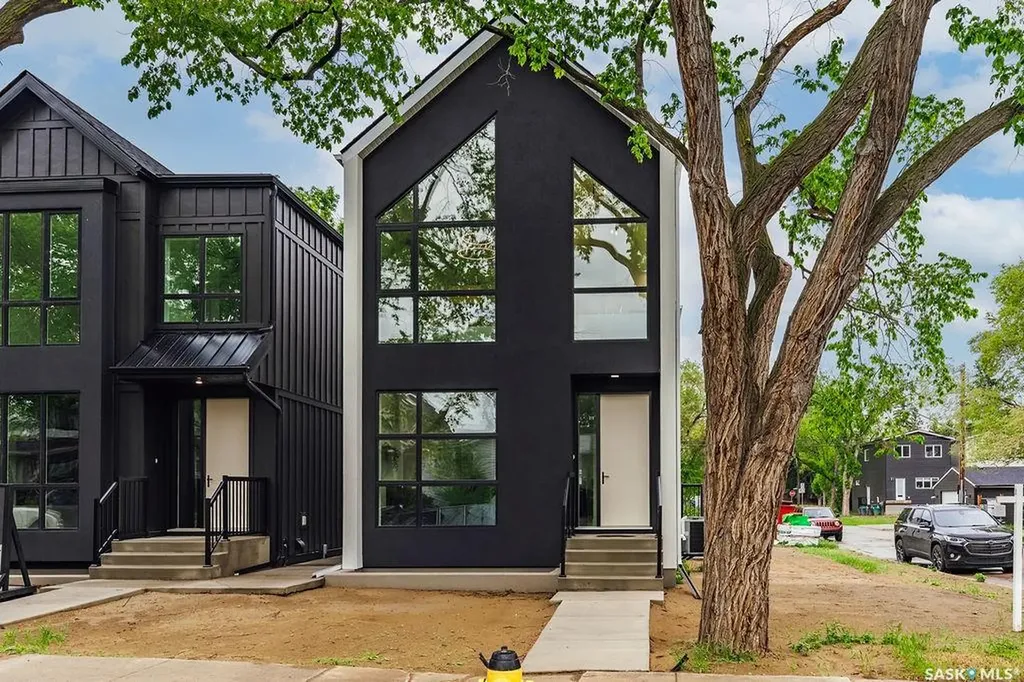 1139 13th Street E Saskatoon SK S7H 0B8