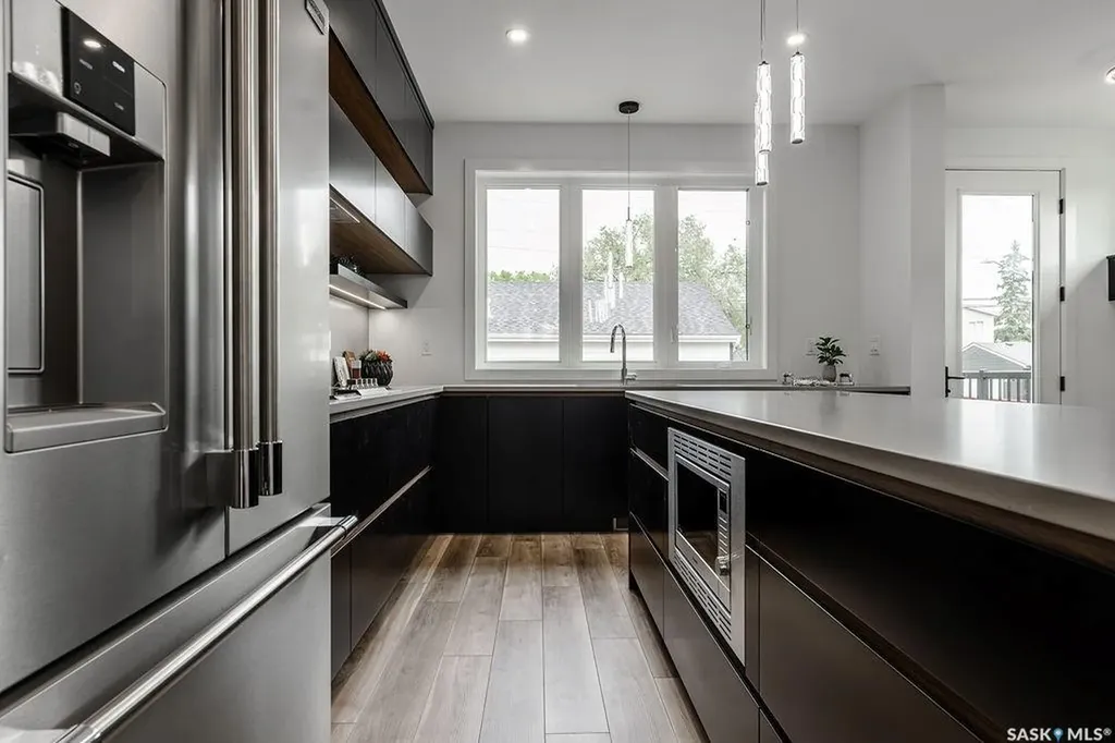 1139 13th Street E Saskatoon SK S7H 0B8