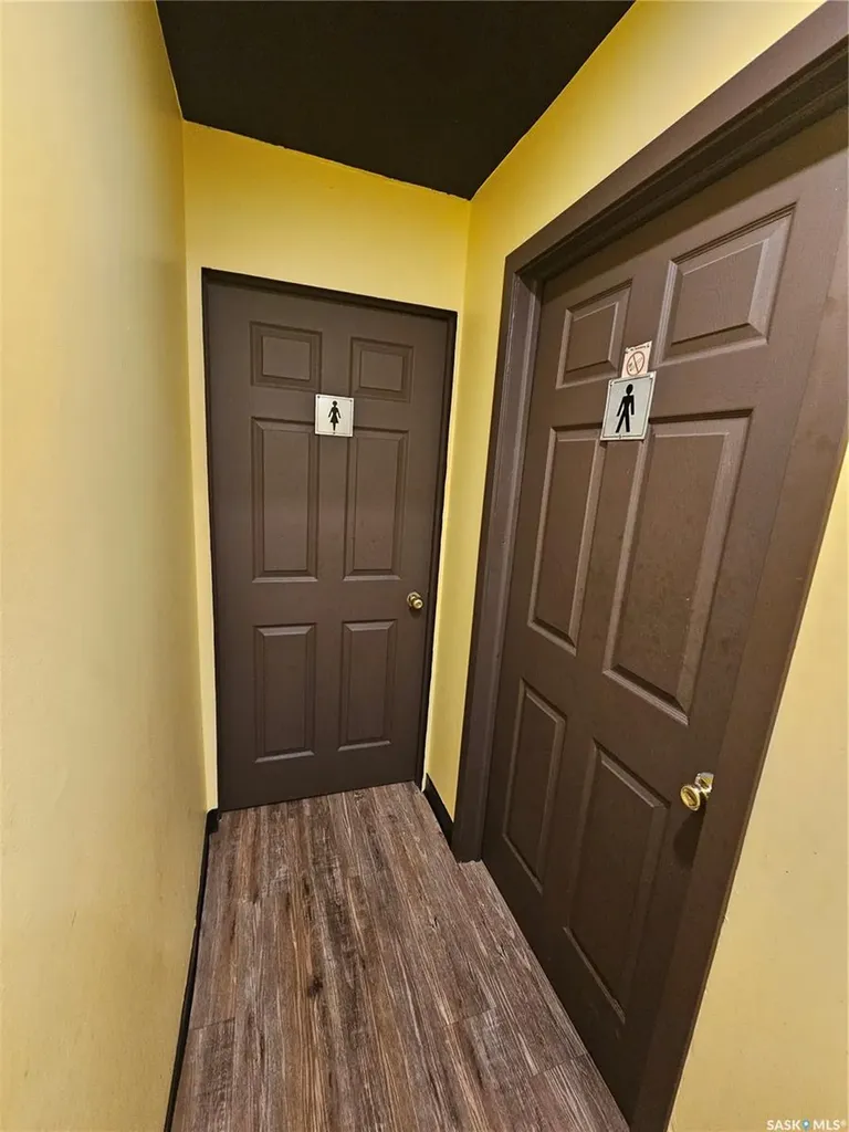 2102 22nd Street Saskatoon SK S7M 0V3