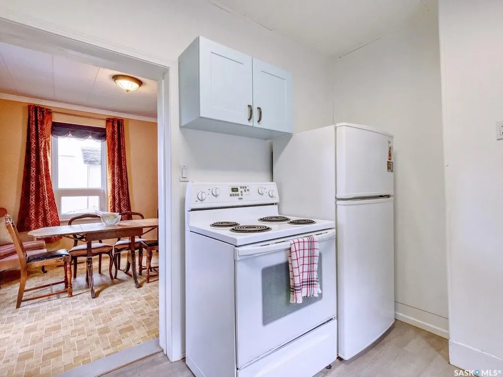 205 6th Avenue W Rosetown SK S0L 2V0