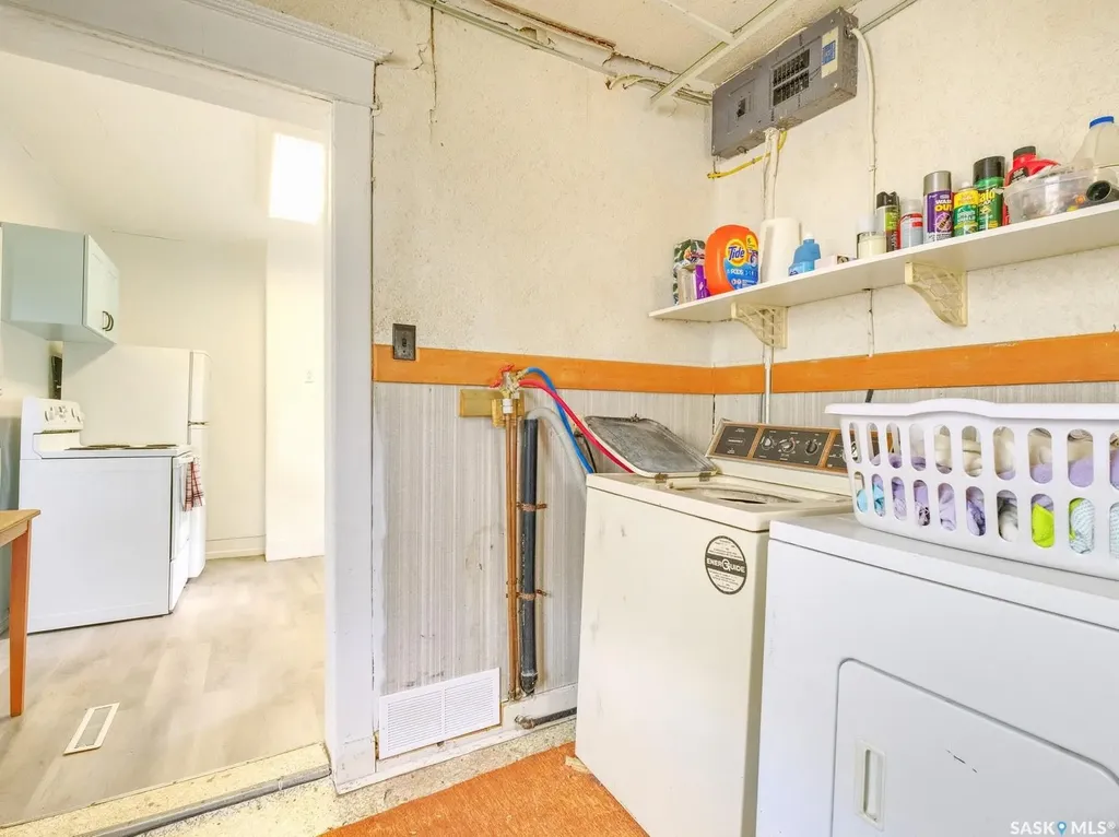 205 6th Avenue W Rosetown SK S0L 2V0