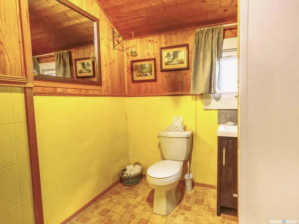 205 6th Avenue W Rosetown SK S0L 2V0