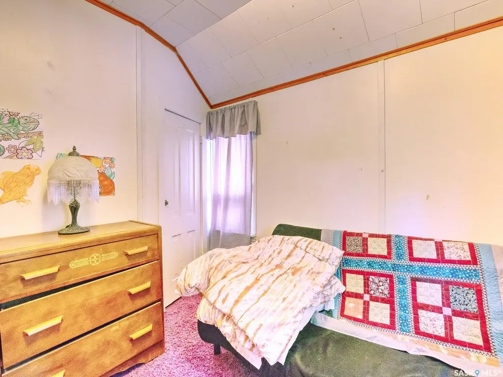 205 6th Avenue W Rosetown SK S0L 2V0