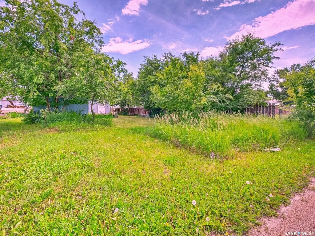205 6th Avenue W Rosetown SK S0L 2V0