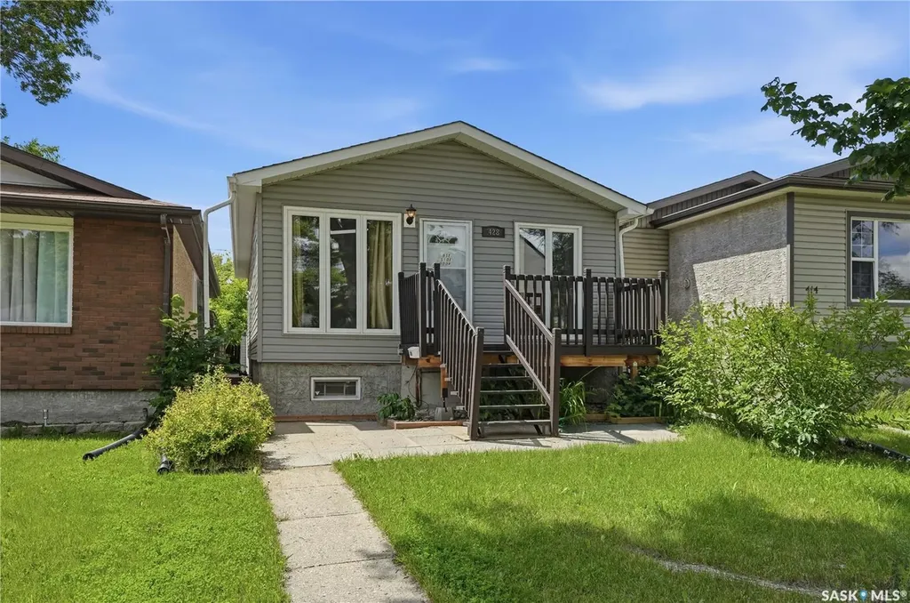 428 St John Street Regina SK S4R 1R3