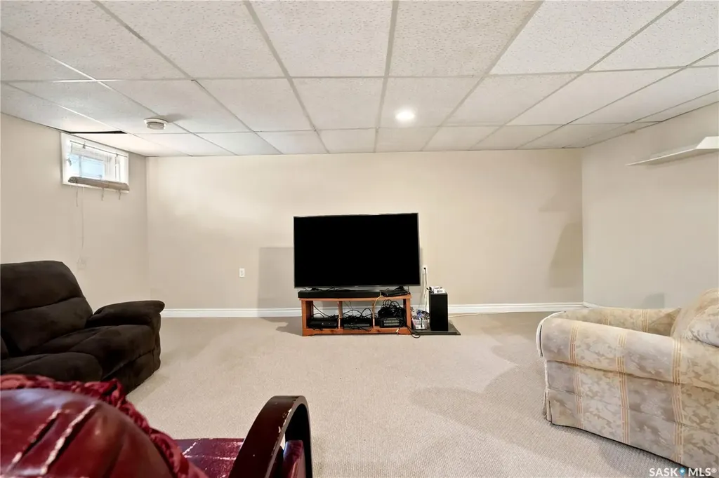 428 St John Street Regina SK S4R 1R3