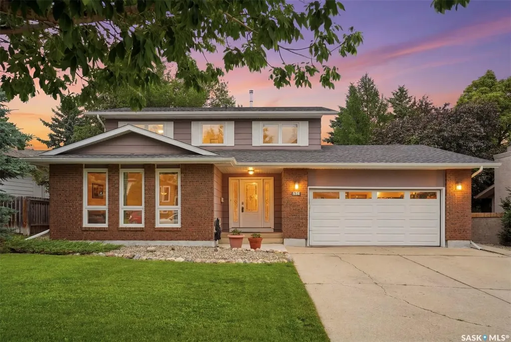 233 Sturgeon Place Saskatoon SK S7K 4C5