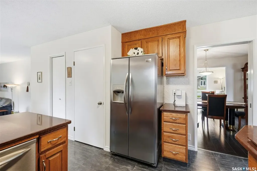233 Sturgeon Place Saskatoon SK S7K 4C5