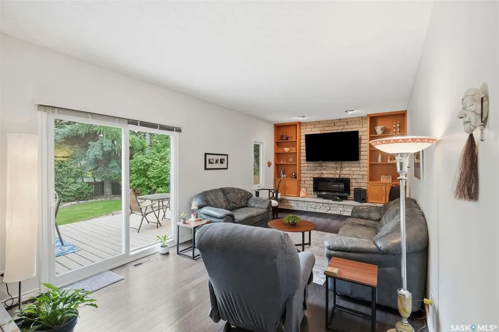 233 Sturgeon Place Saskatoon SK S7K 4C5