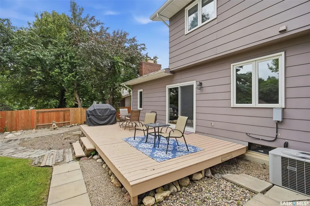 233 Sturgeon Place Saskatoon SK S7K 4C5