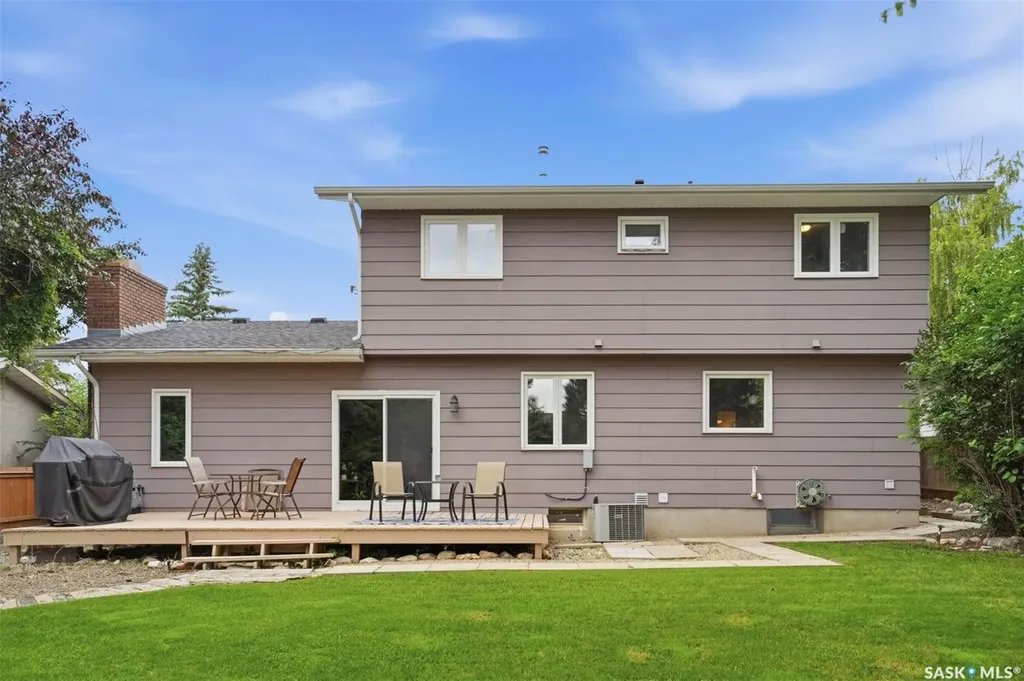 233 Sturgeon Place Saskatoon SK S7K 4C5