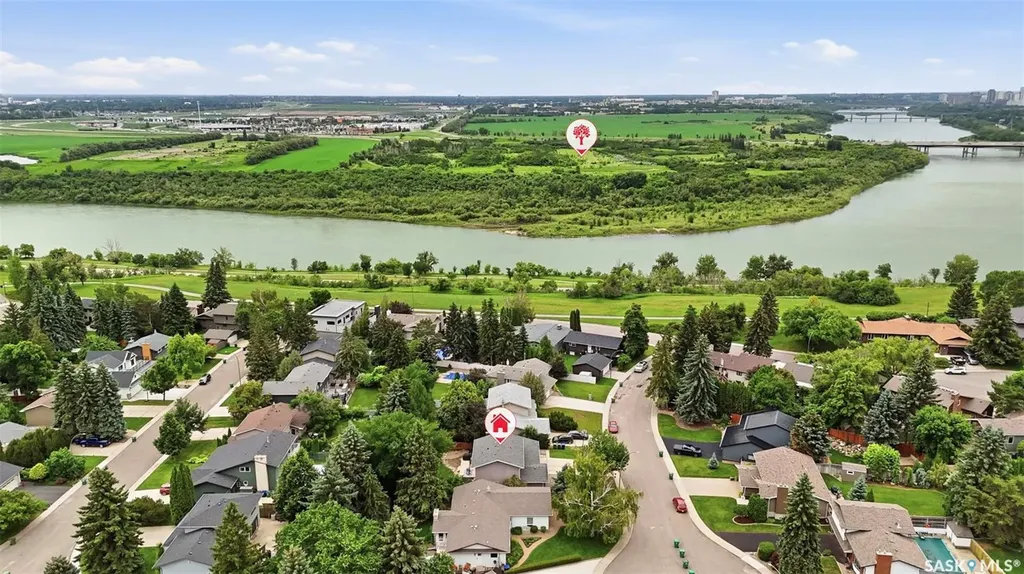 233 Sturgeon Place Saskatoon SK S7K 4C5