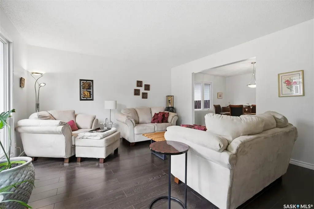233 Sturgeon Place Saskatoon SK S7K 4C5
