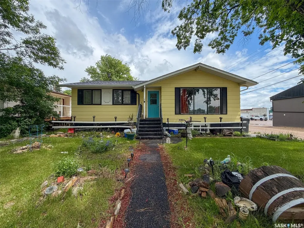 336 2nd Street W Shaunavon SK S0N 2M0