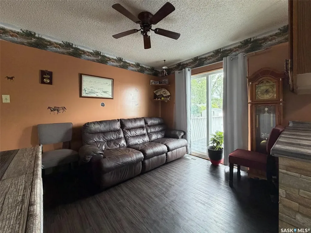 336 2nd Street W Shaunavon SK S0N 2M0