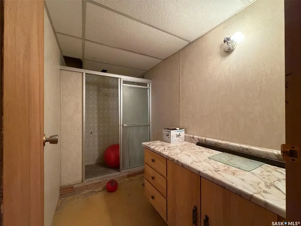 336 2nd Street W Shaunavon SK S0N 2M0