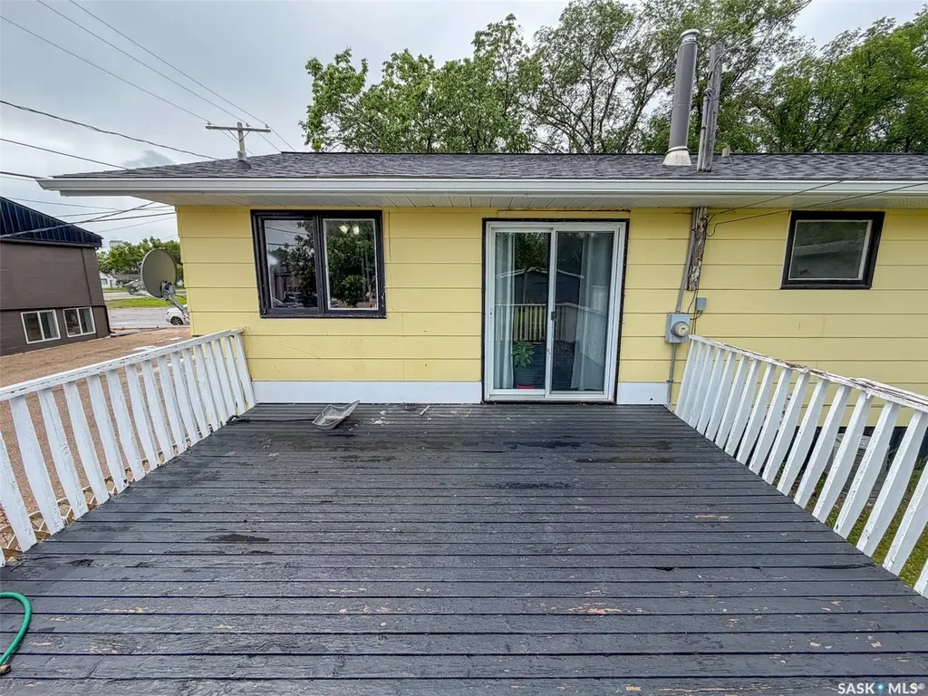 336 2nd Street W Shaunavon SK S0N 2M0