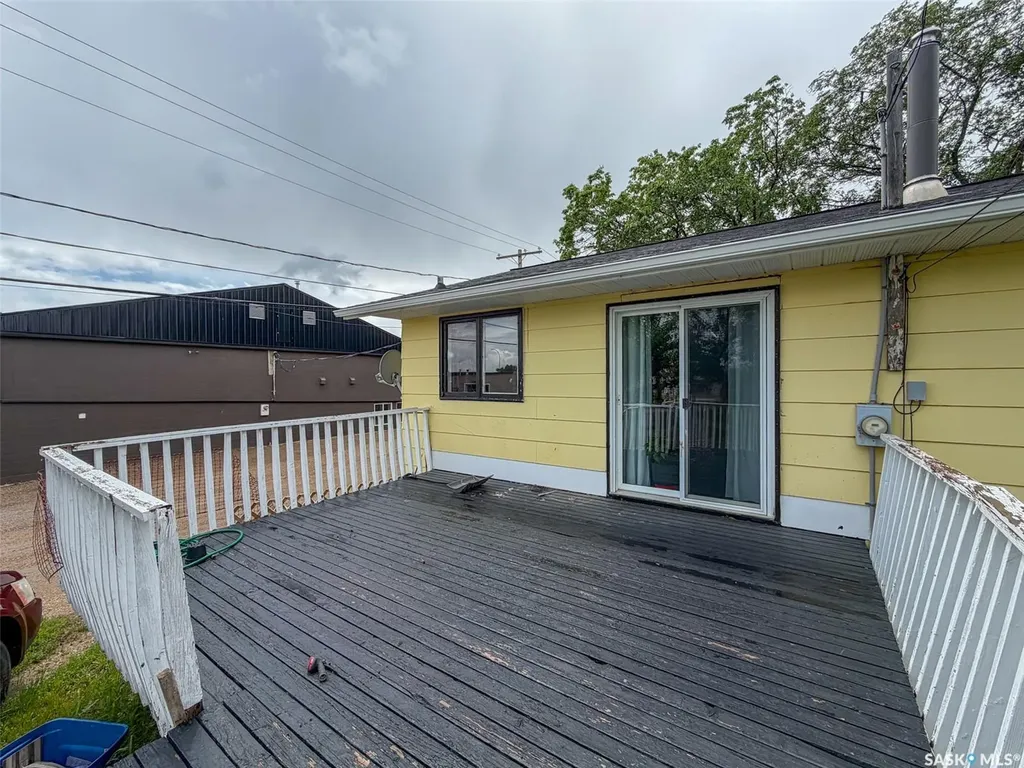 336 2nd Street W Shaunavon SK S0N 2M0