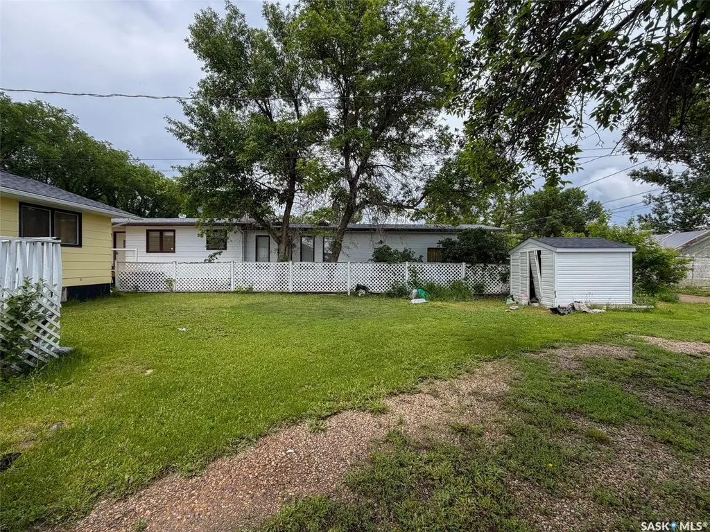 336 2nd Street W Shaunavon SK S0N 2M0