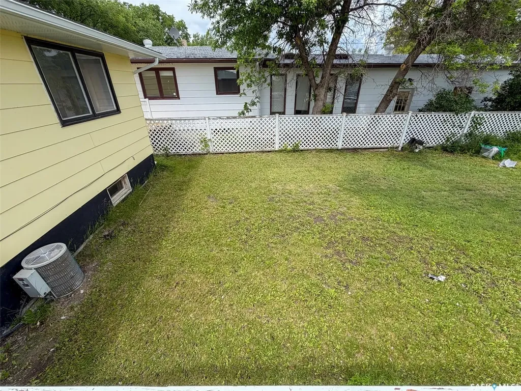 336 2nd Street W Shaunavon SK S0N 2M0