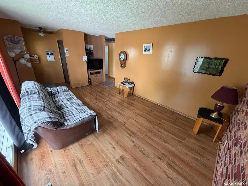 336 2nd Street W Shaunavon SK S0N 2M0